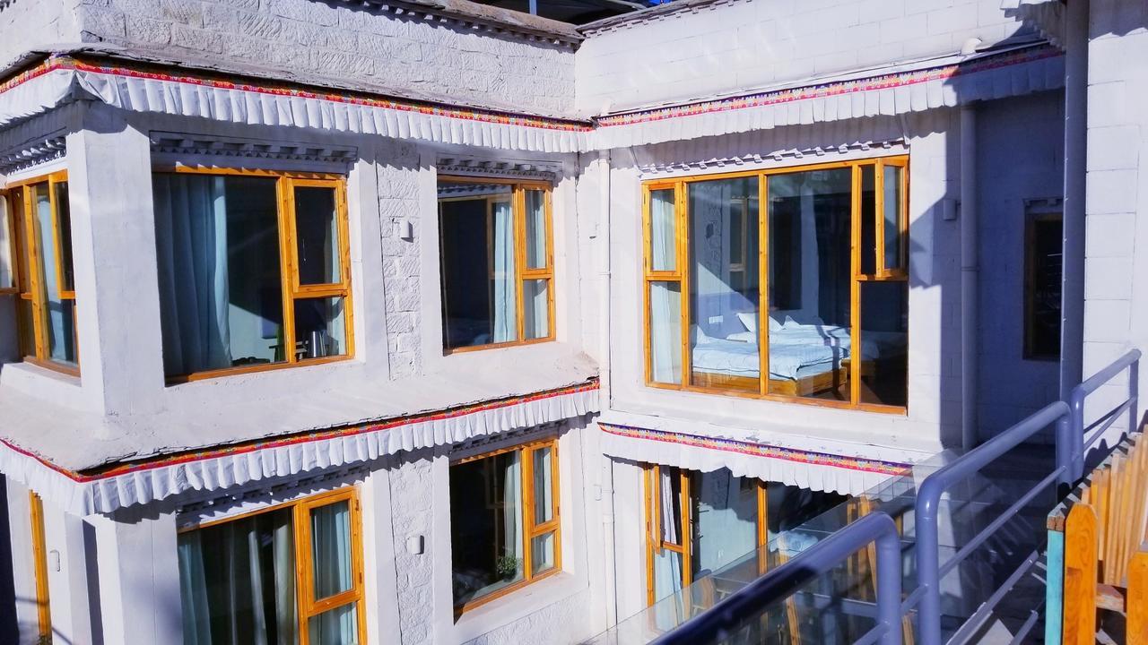 Fengma Feiyang Hostel Lhasa Exterior foto