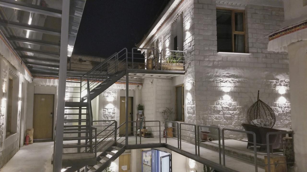 Fengma Feiyang Hostel Lhasa Exterior foto