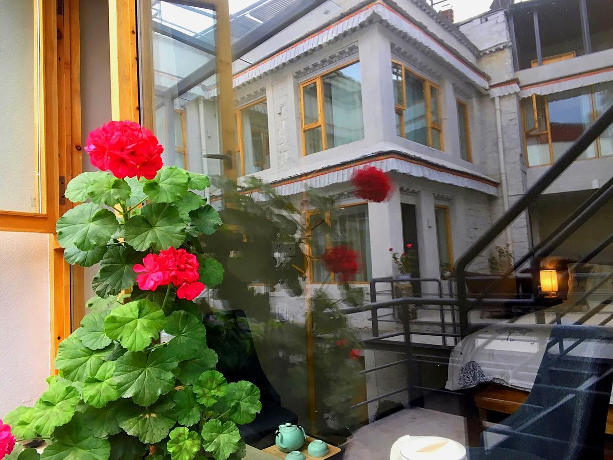 Fengma Feiyang Hostel Lhasa Exterior foto